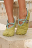  	 		Gehaakte DROPS slippers van ....