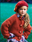 lief meisjes vest met bijpassende baret.